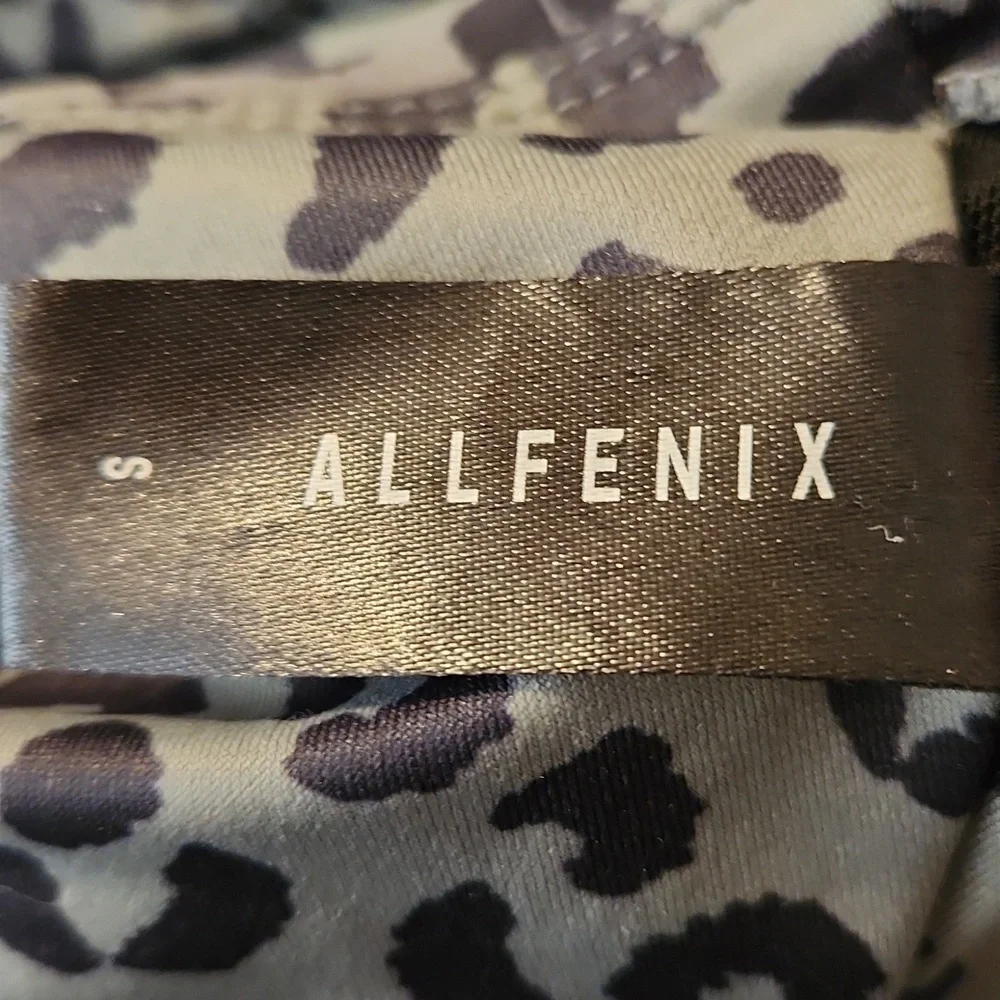 All Fenix Anthropologie Sport Bra Long Jagger Charcoal Cheetah Print S - Picture 8 of 9